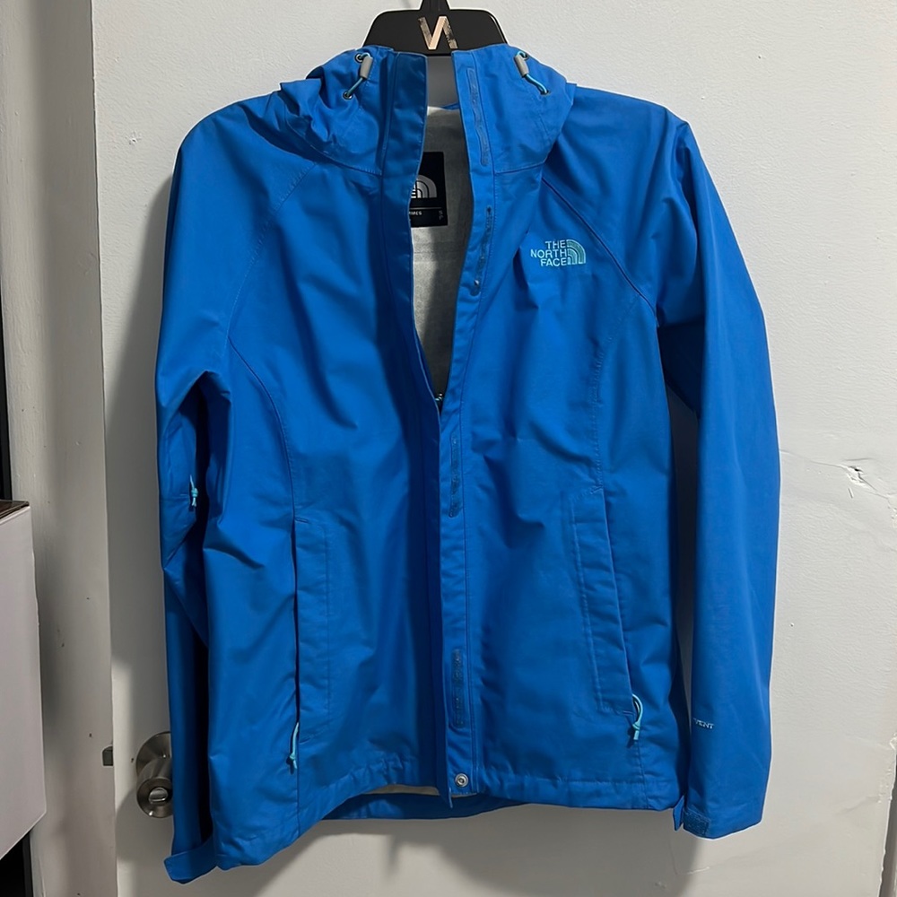 Rain Jacket Northface - gently used
